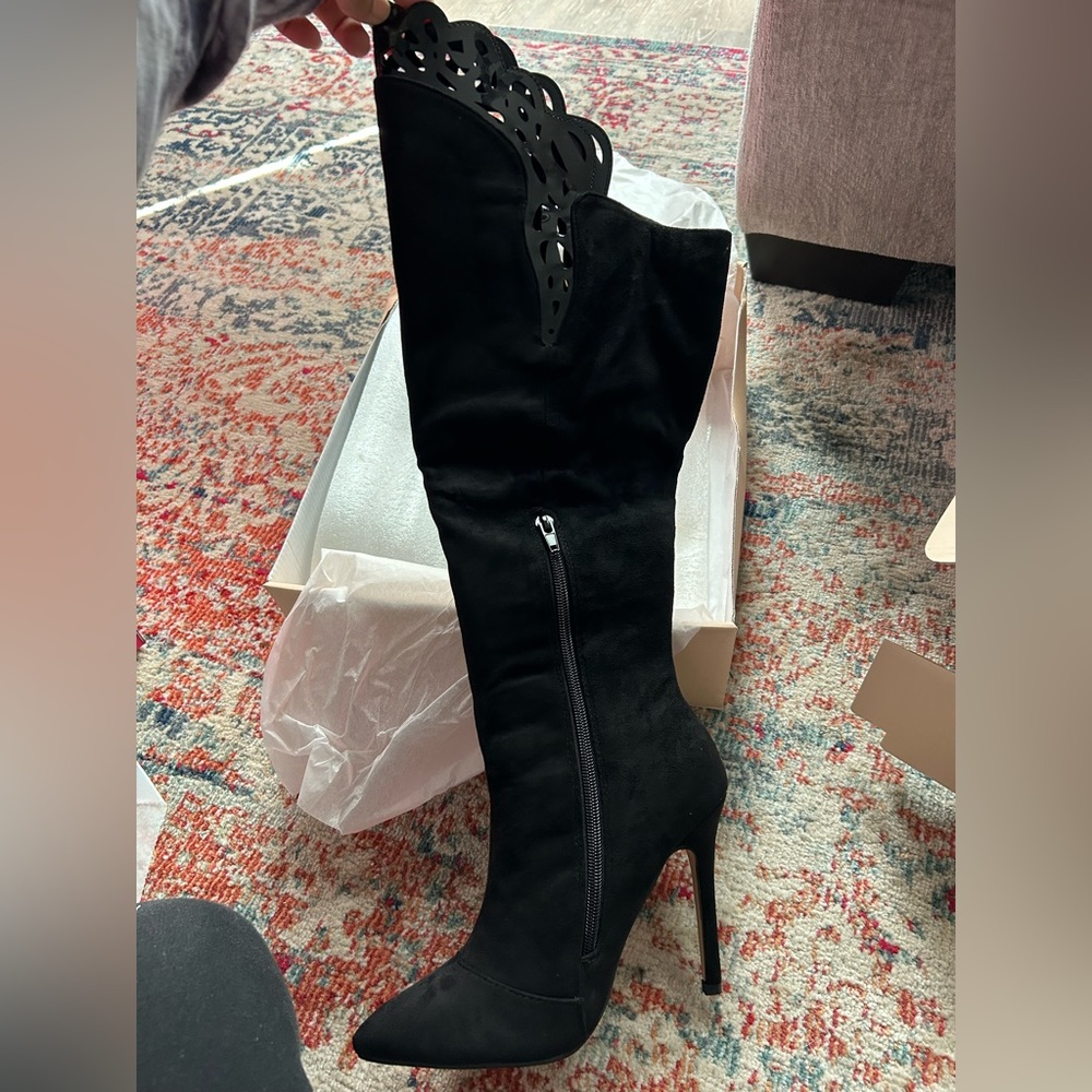 Black boots/heels